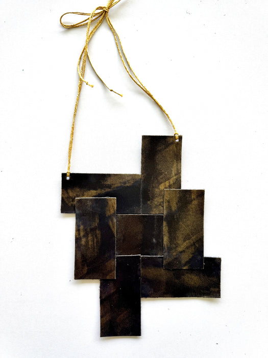 Colar Le Corbusier Bronze – Colar Modular Sustentável