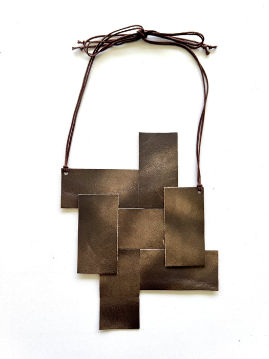 Colar Le Corbusier Castanho – Colar Modular Sustentável