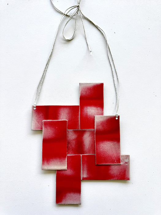 Colar Le Corbusier Vermelho – Colar Modular Sustentável