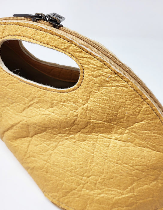 Bolsa SHELL Dourada Mineral em Piñatex