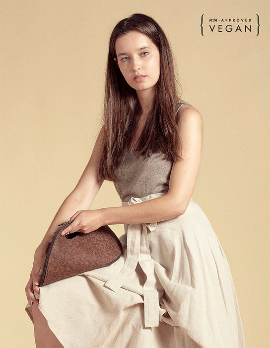 Bolsa SHELL em Cortiça Castanha Escura