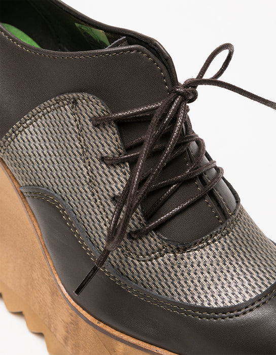 Sapatos Magrite Castanho & Ouro