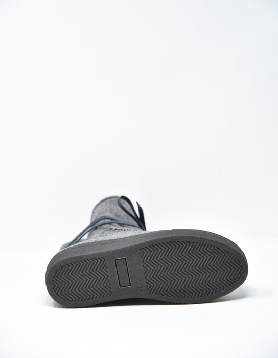 Botas Michone em Burel Cinza e Pêlo